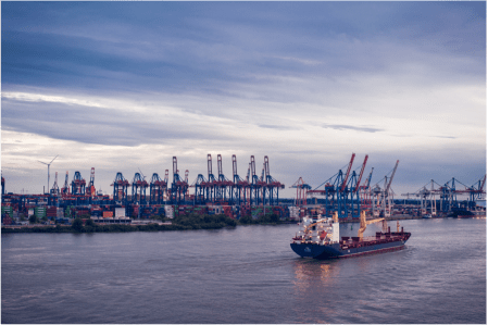 Hamburger Hafen, China, Kommentar, Kopfzeile, Deal, Cosco