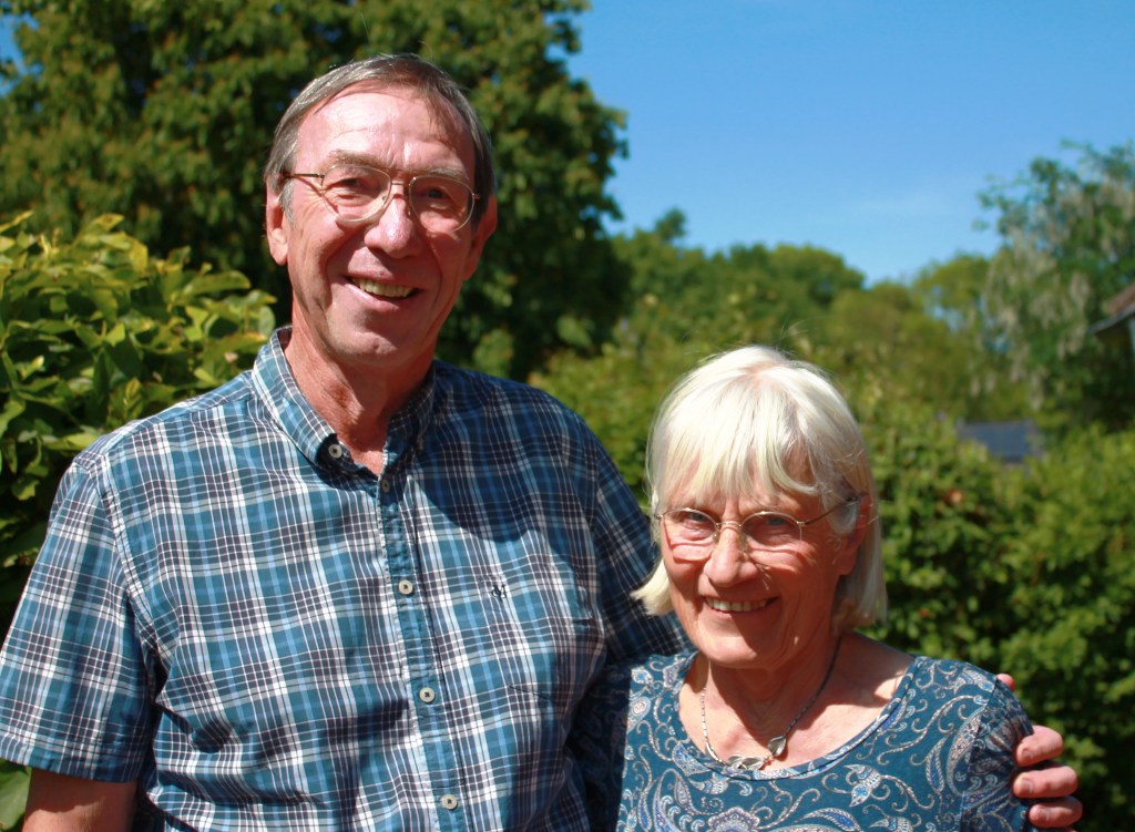 Ehepaar Ellerbrock im Garten